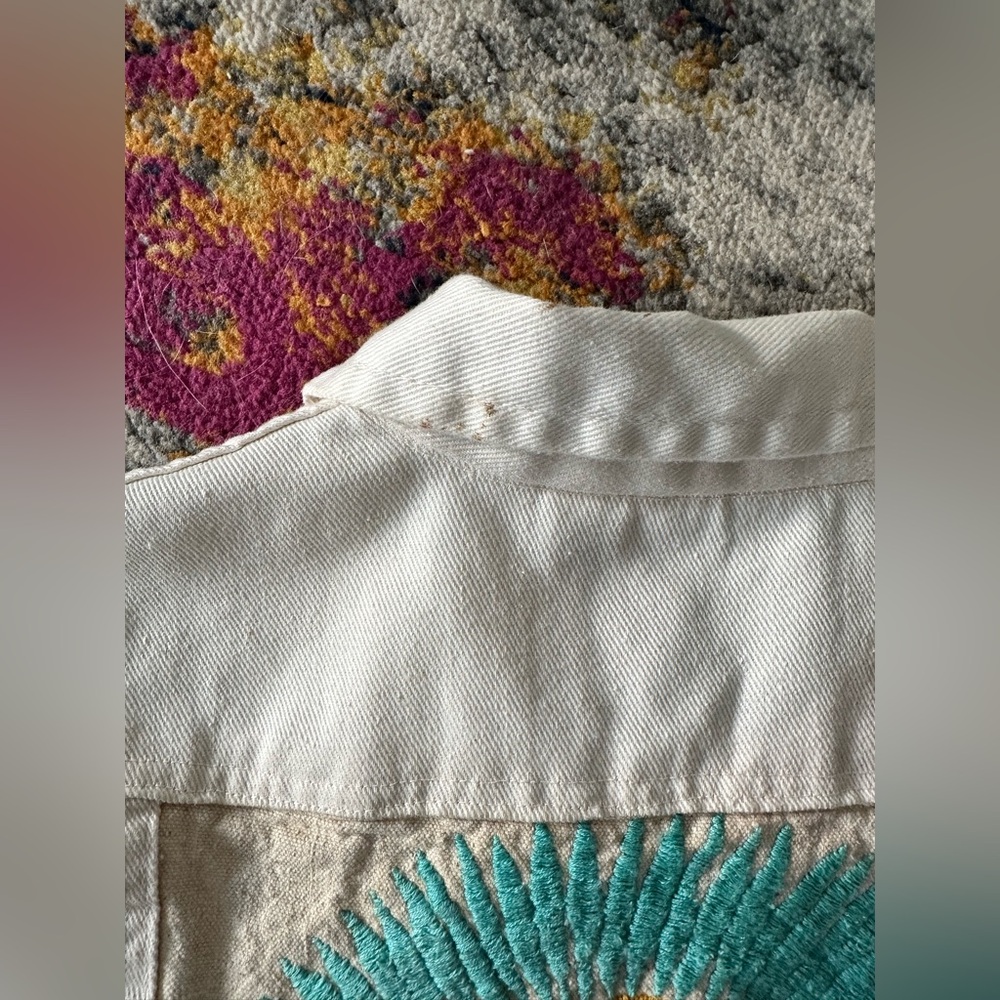 Vintage Embroidered Maverick Tan Denim Jacket Made in USA Unique One of a Kind S - Picture 7 of 8